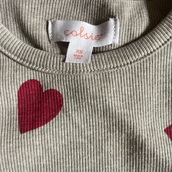 XS women’s Colsie Pajama tank with red hearts - Picture 3 of 4